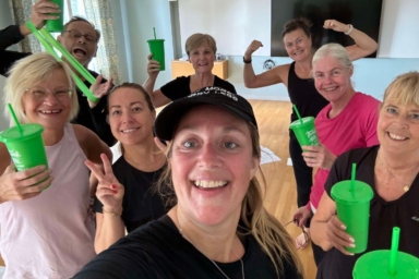 Tomas och hans grupp från cancerrehab.