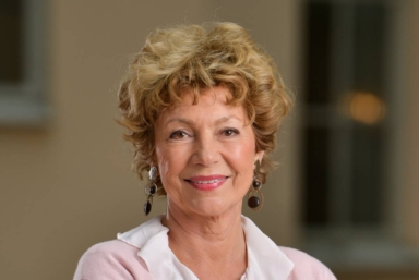 Porträtt av Amelia Adamo.