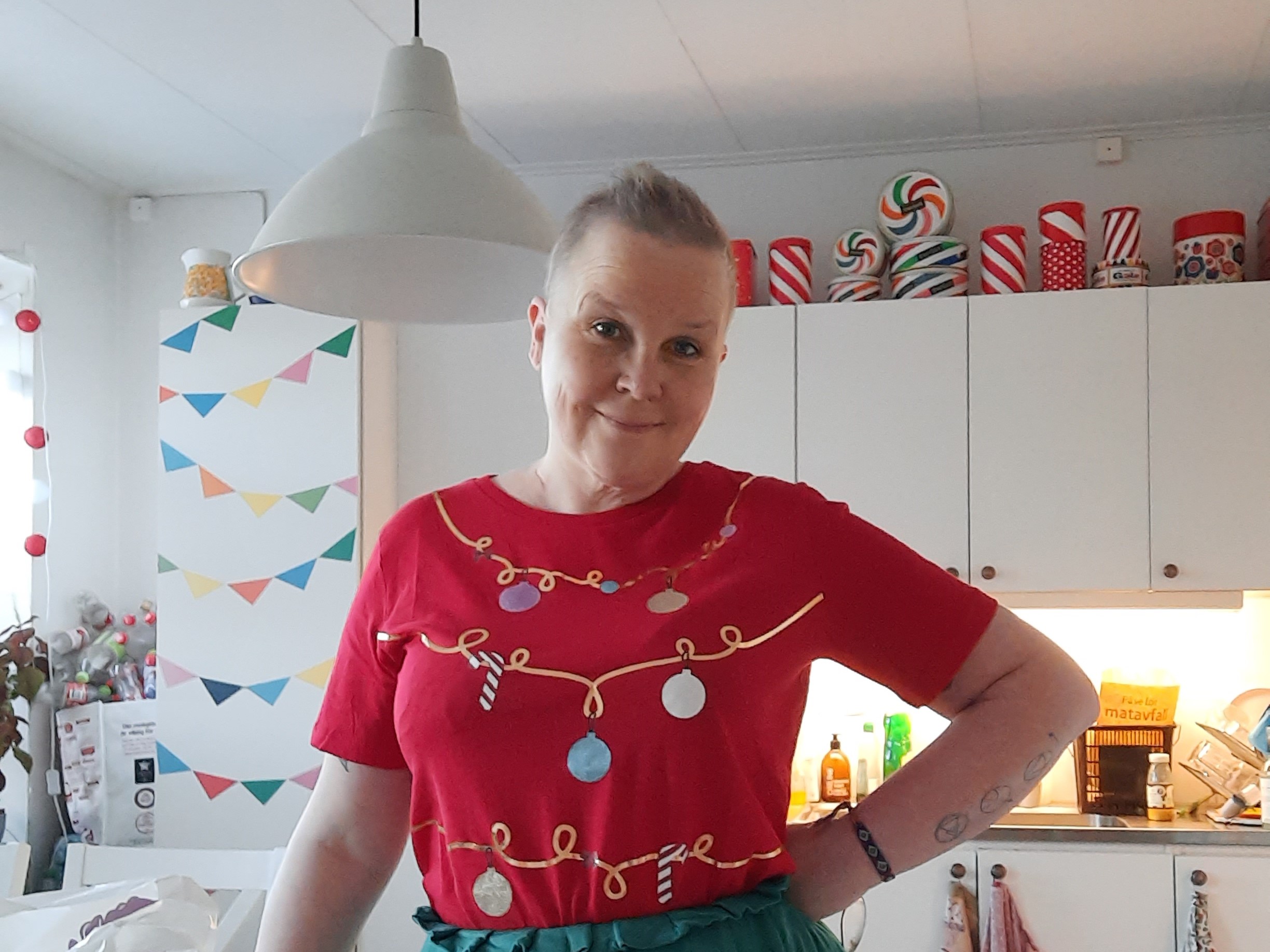 Porträtt på en kvinna som intervjuas i artikeln om sin erfarenhet av cancerrehabilitering.