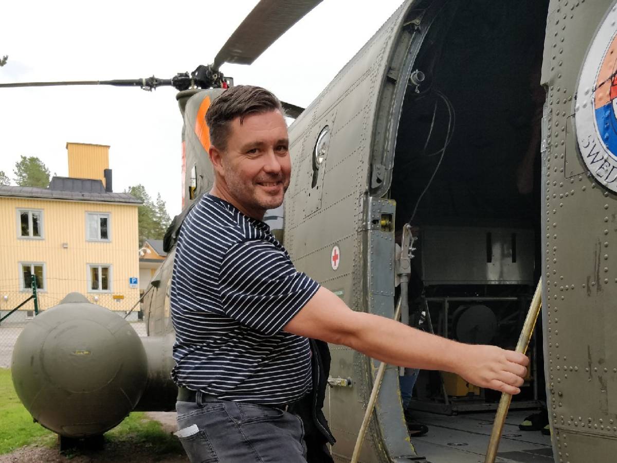 Porträtt av Sam, som intervjuas i artikeln om sin cancerrehabilitering.